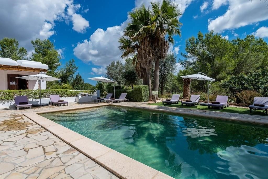 resa estates finca for sale santa gertrudis 2022 ibiza pool area 1.jpg